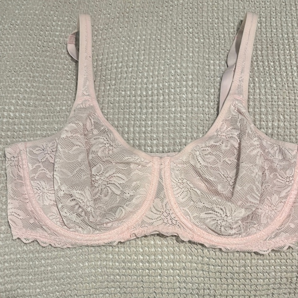 Wacoal Pink Lace Underwire Bra
